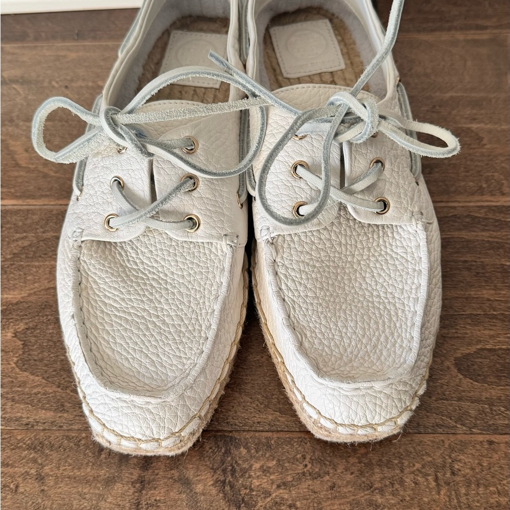 Tory Burch White Leather Espadrille  Boat Shoes.  Size 8. New, no box.
